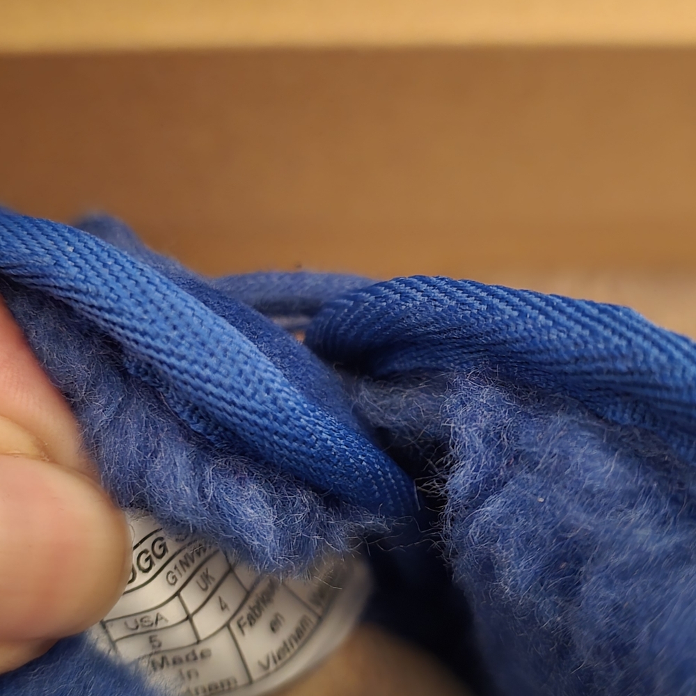 ugg boots - Picture 4 of 4